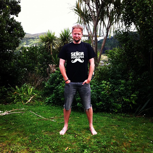 Instagram Photo of me wearing the Señor Developer t-shirt, in New Zealand